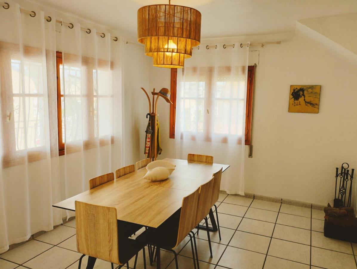 Residencia Tortuga Mora Apartment Calabardina Bagian luar foto