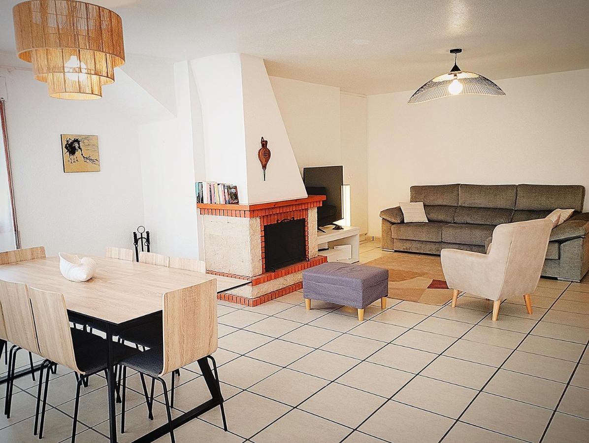 Residencia Tortuga Mora Apartment Calabardina Bagian luar foto